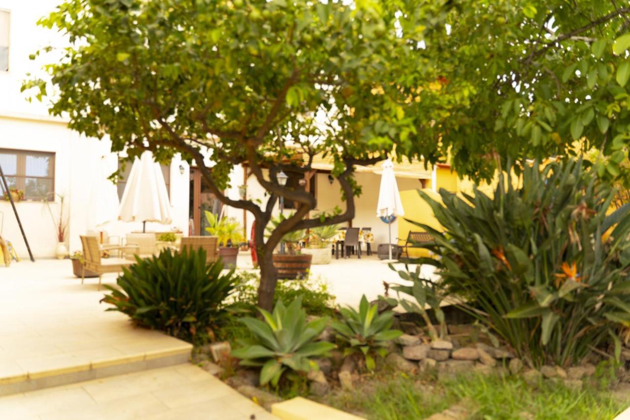 Da Sarah Hotel Muravera Exterior photo