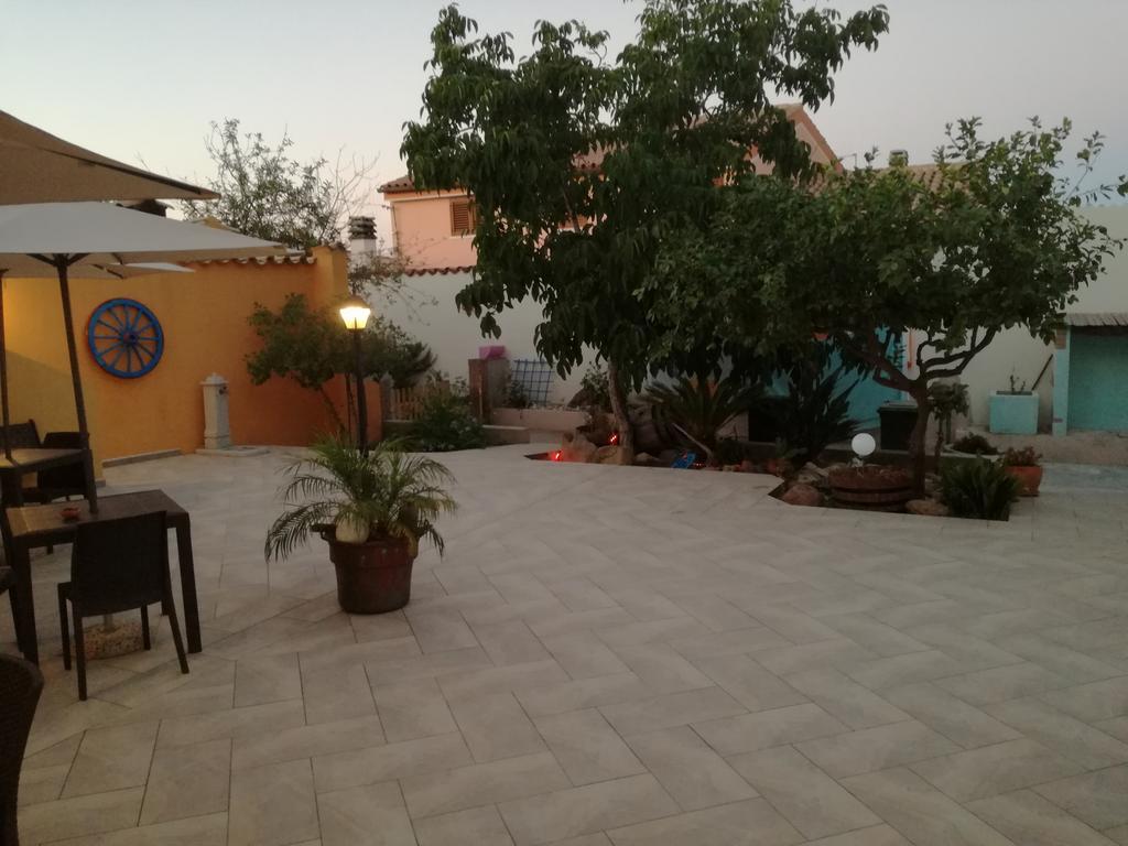 Da Sarah Hotel Muravera Exterior photo